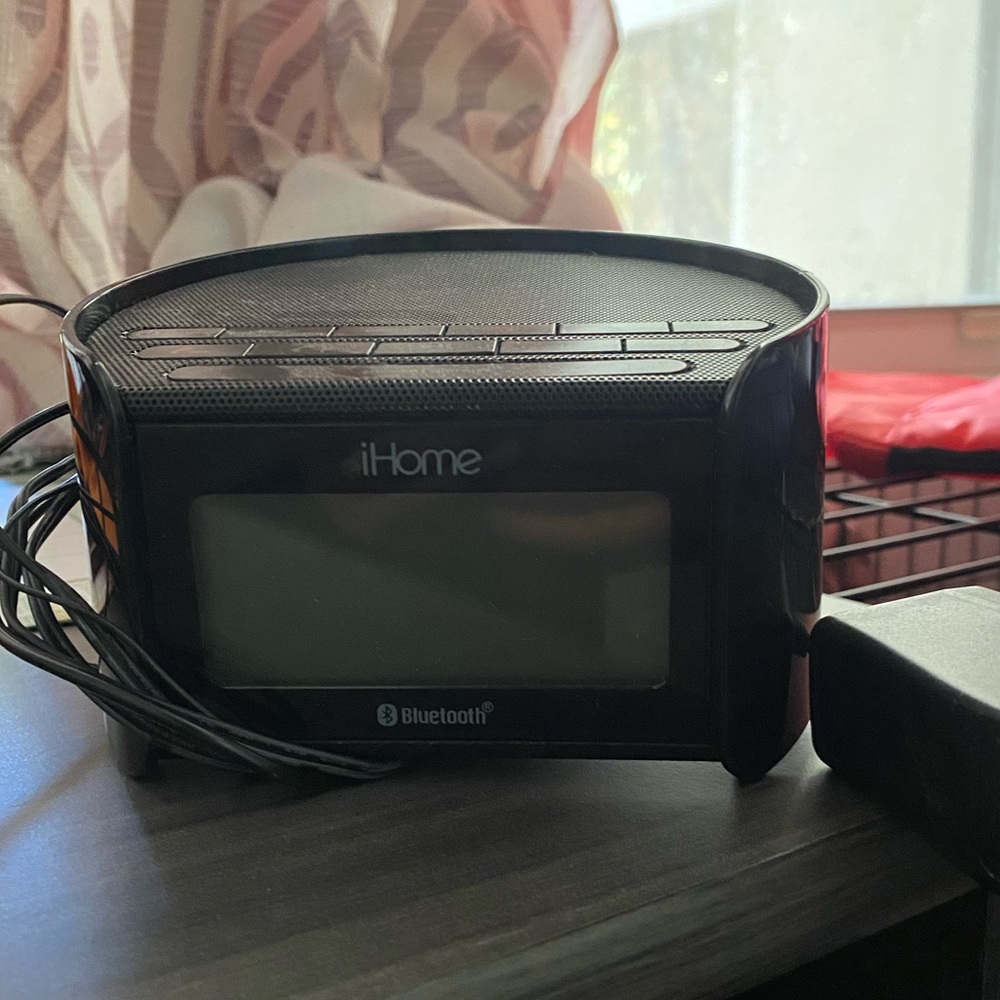 Ihome- Black